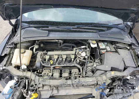 2018 Ford Focus S z USA, uszkodzony, nr VIN 1FADP3E21JL269672